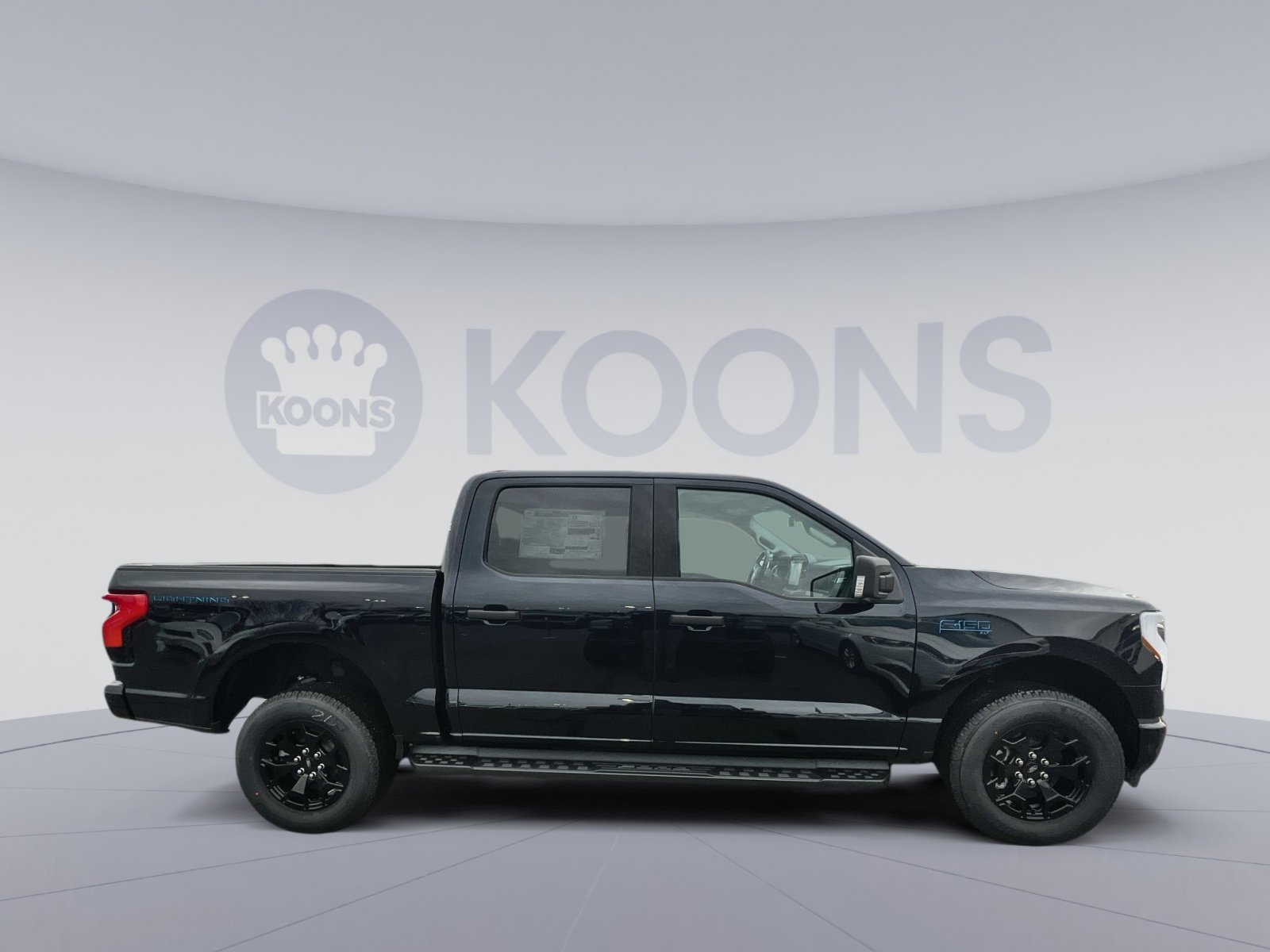 New 2025 Ford F150 Lightning XLT image 8