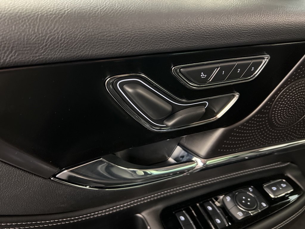 Used 2026 Lincoln Corsair Premiere AWD/4WD image 28
