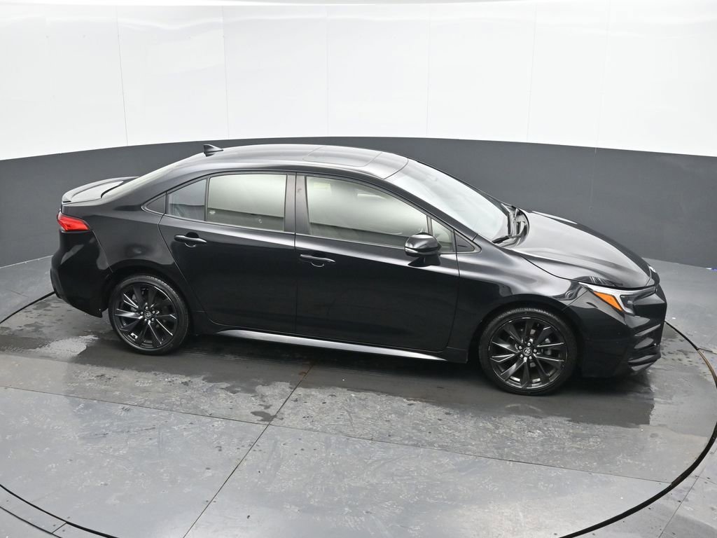 Used 2024 Toyota Corolla SE w/ SE Premium Package image 37