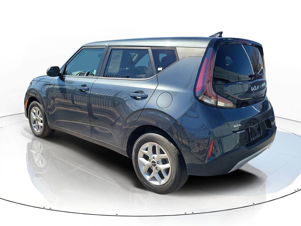 Used 2024 Kia Soul LX w/ Option Group 015 image 3