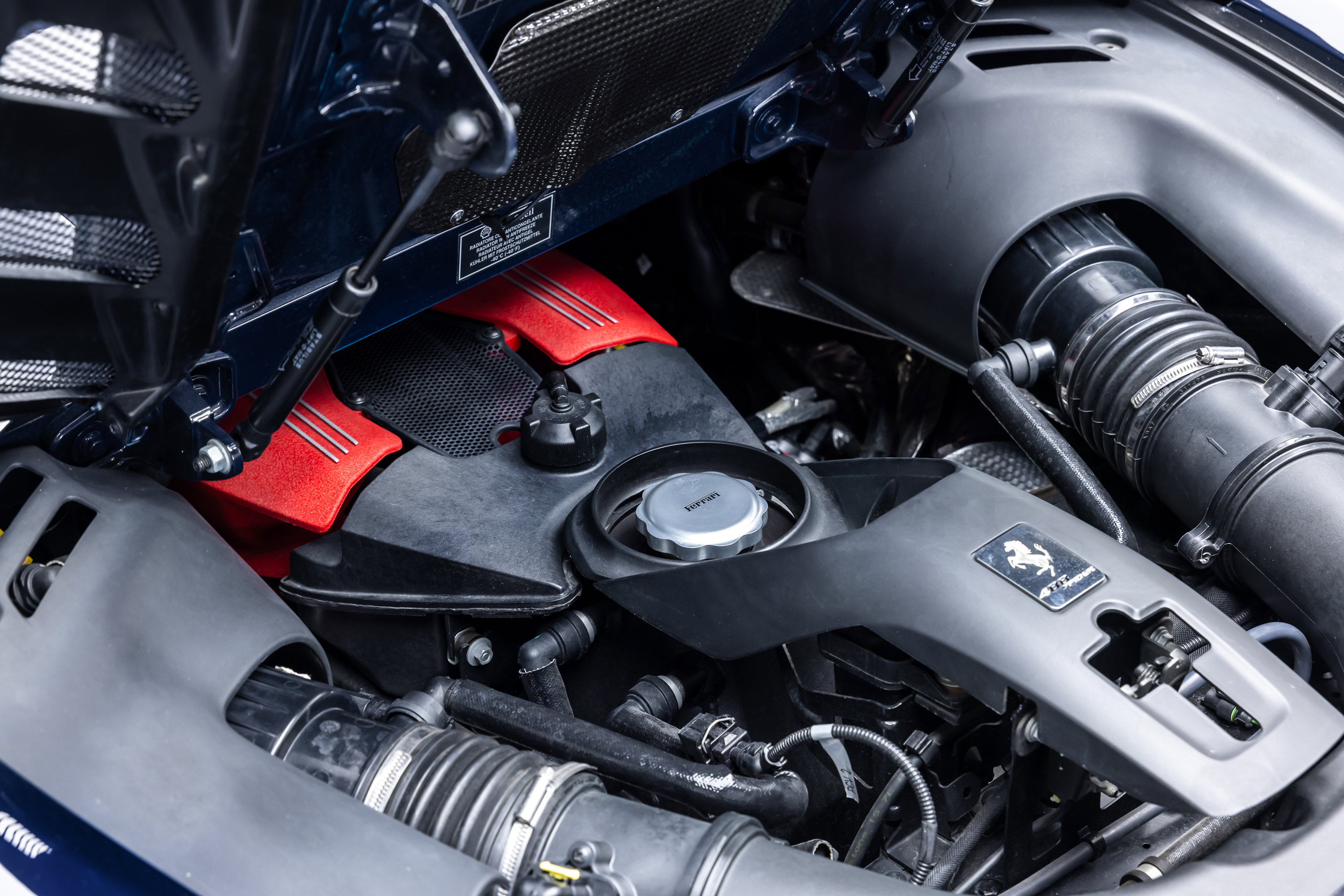 Used 2018 Ferrari 488 Spider RWD image 22