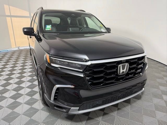 Used 2023 Honda Pilot Elite image 7