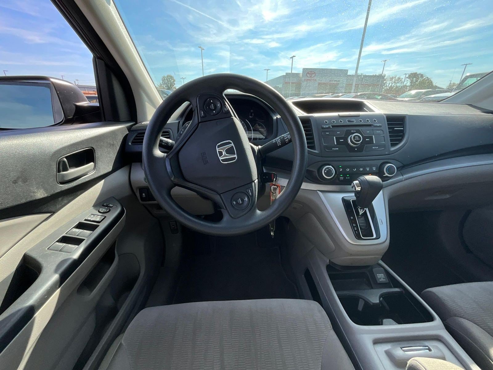 Used 2014 Honda CR-V LX image 8