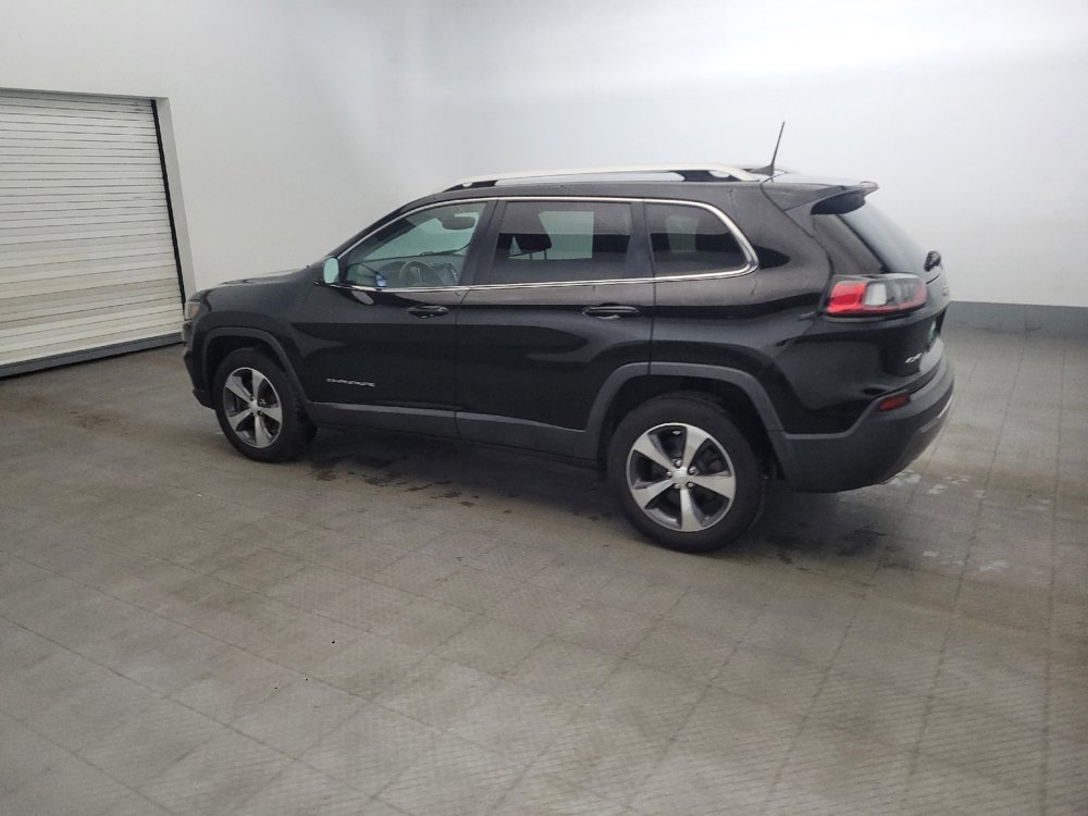 Used 2019 Jeep Cherokee Limited image 3
