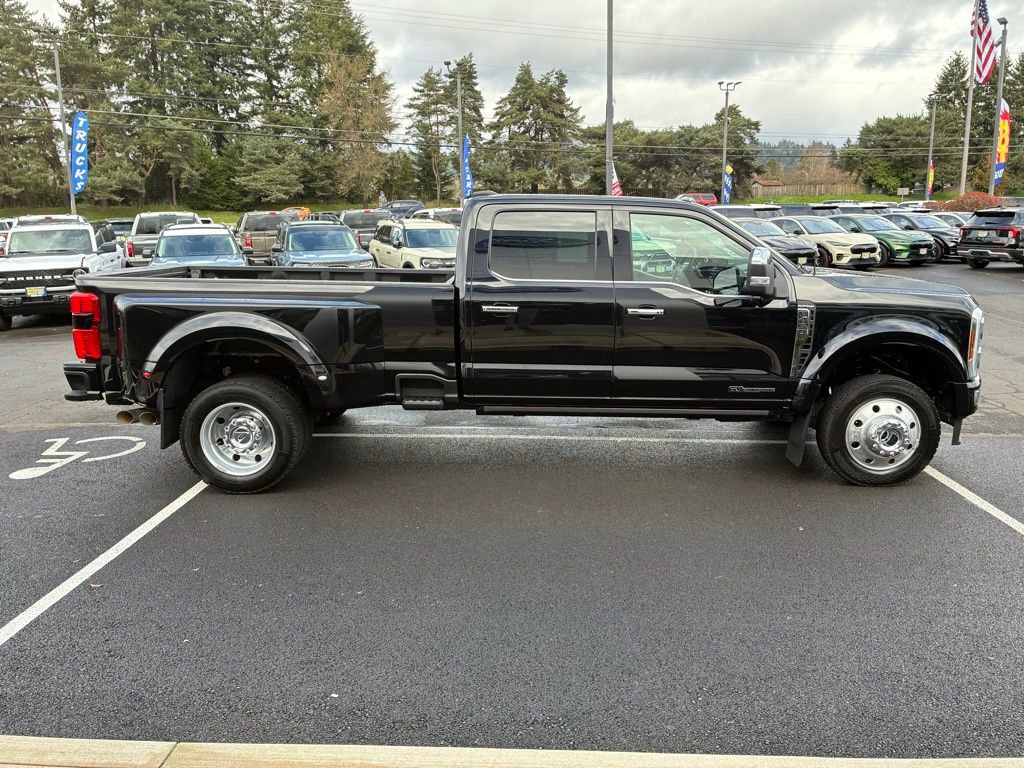 Used 2024 Ford F450 Platinum w/ Camper Package AWD/4WD image 10