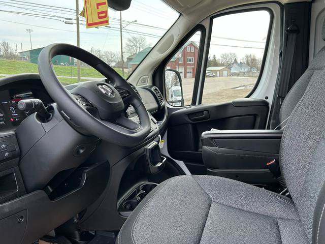 New 2024 RAM ProMaster 1500 w/ Convenience Group FWD image 8
