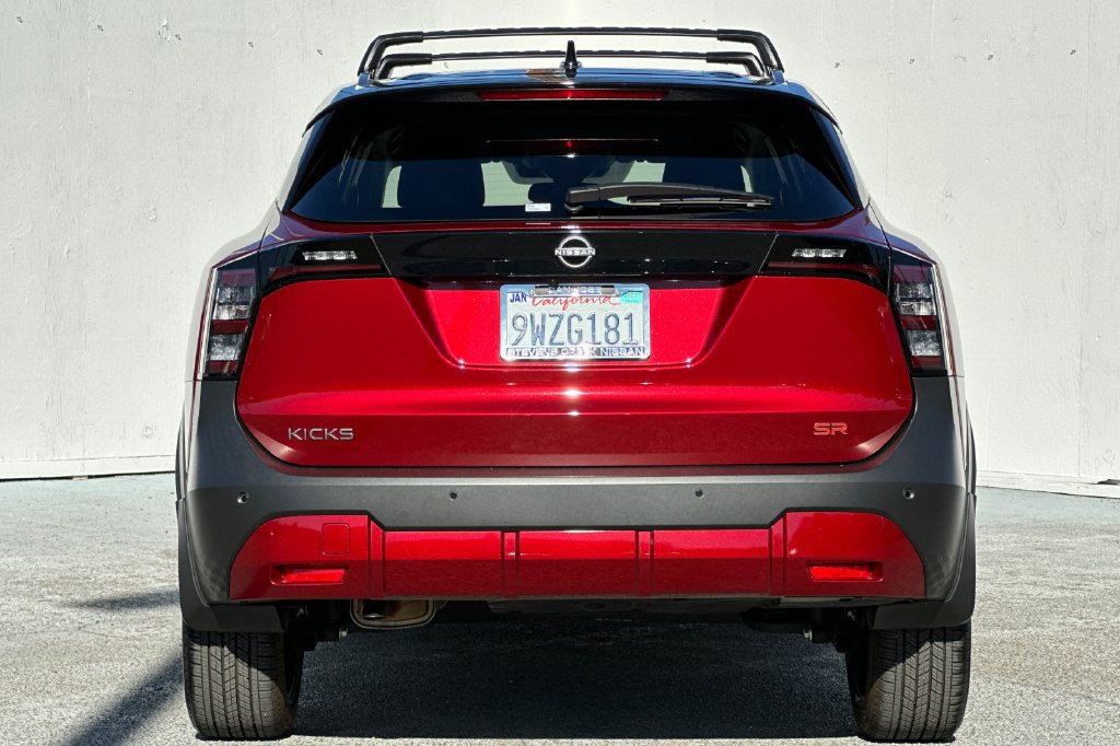 Certified 2025 Nissan Kicks SR w/ Illumination Package FWD image 4