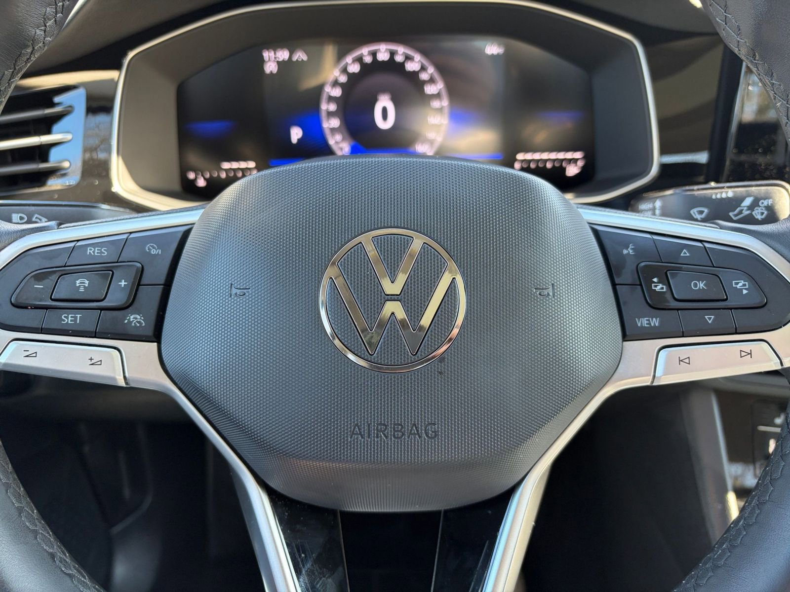 Used 2025 Volkswagen Jetta SE image 27