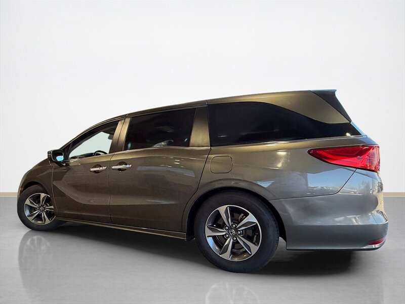Used 2018 Honda Odyssey Touring image 7