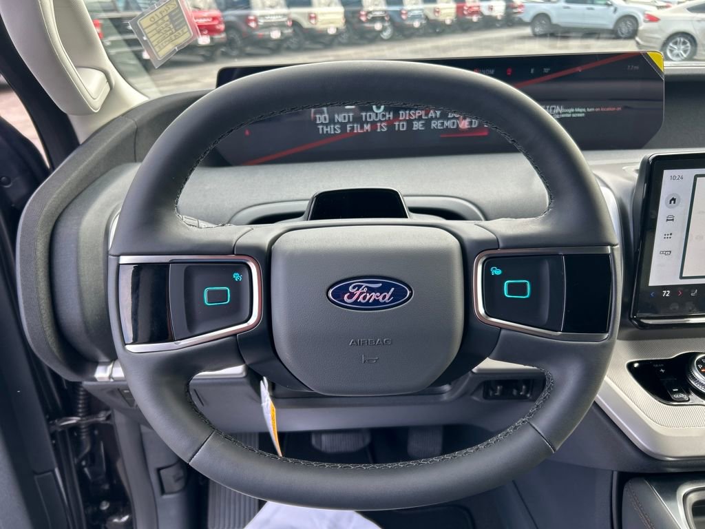 New 2025 Ford Expedition Active image 14