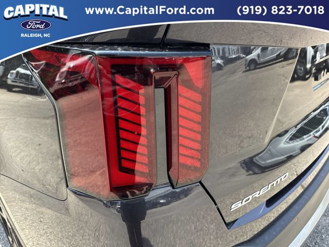 Used 2026 Kia Sorento SX FWD image 15