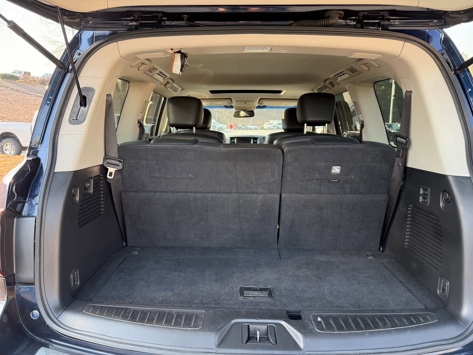 Used 2019 INFINITI QX80 Luxe image 30