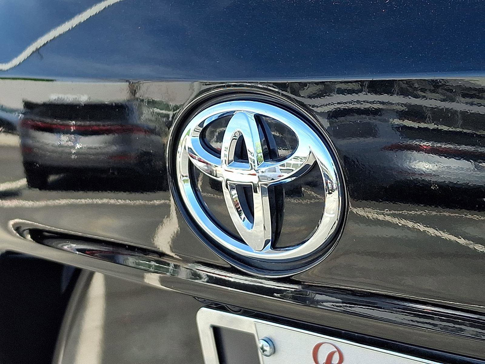 Used 2025 Toyota Highlander Platinum image 32