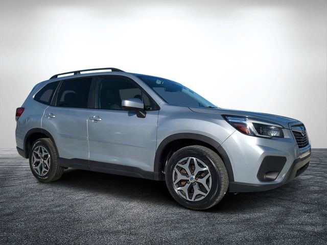 Used 2021 Subaru Forester Premium image 1