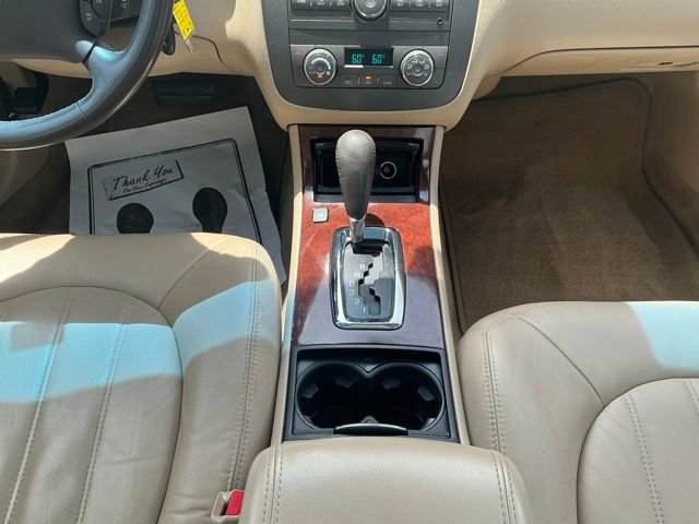 Used 2010 Buick Lucerne CXL FWD image 25