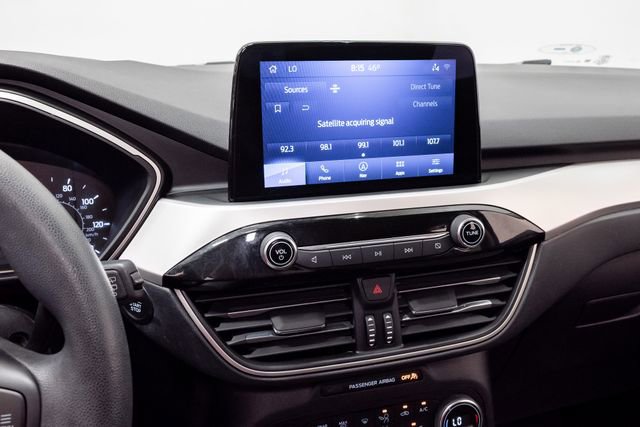 Used 2020 Ford Escape SE image 18