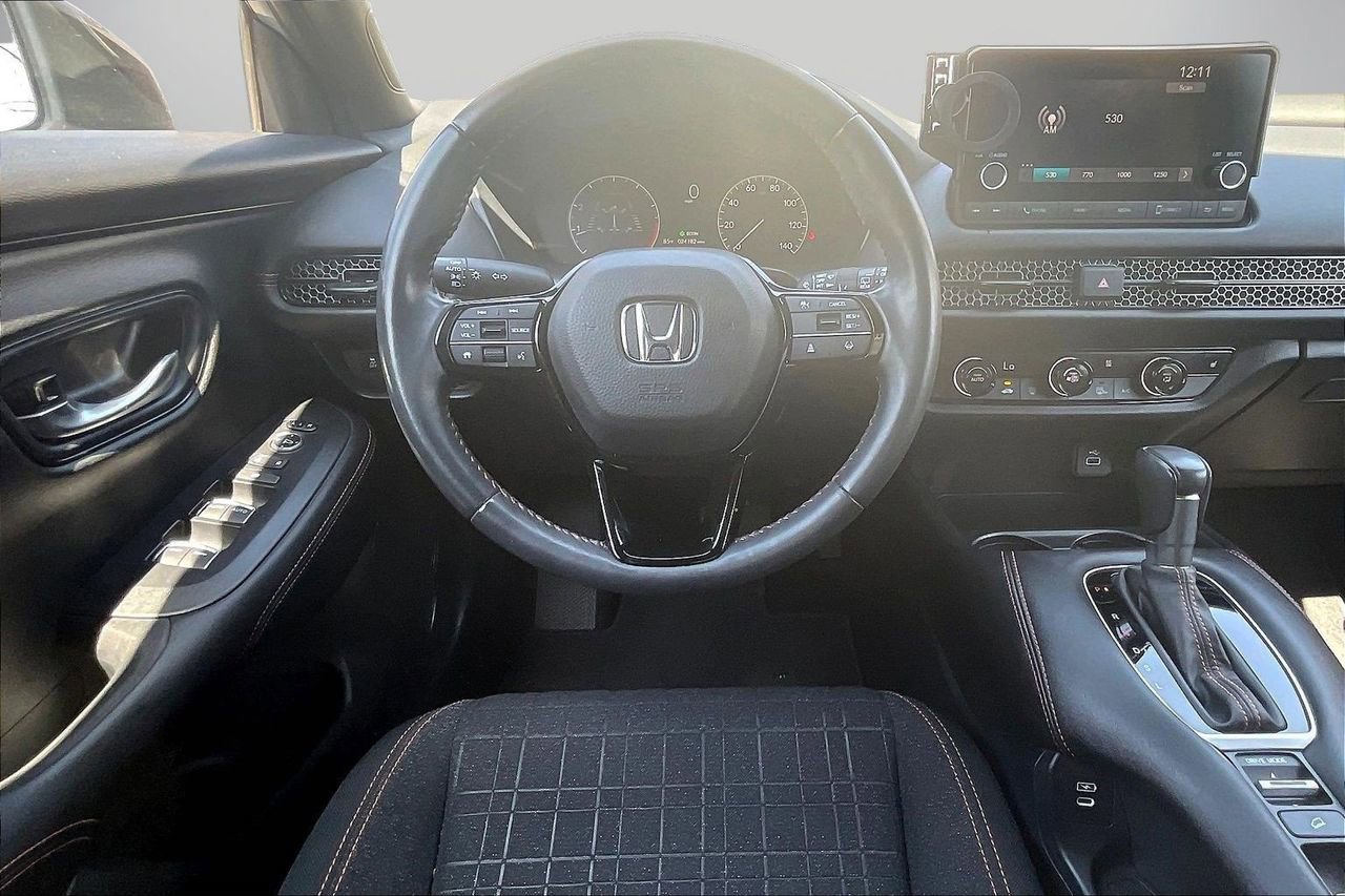 Used 2024 Honda HR-V Sport image 12
