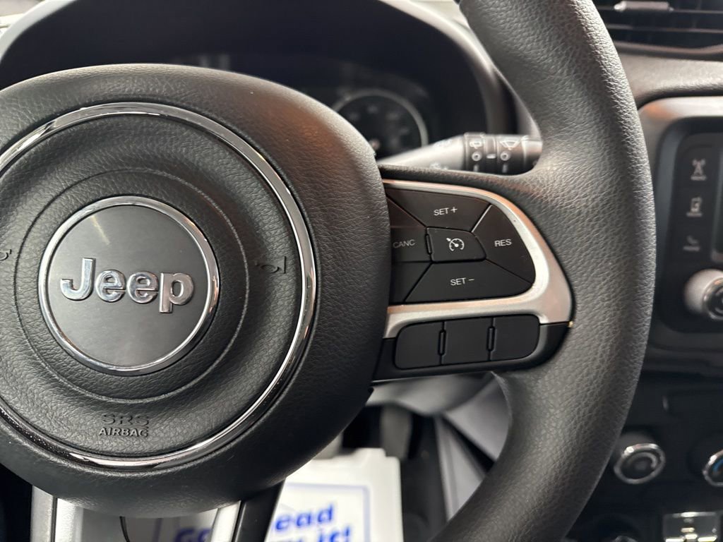 Used 2019 Jeep Renegade Sport w/ Sport Appearance Group image 16