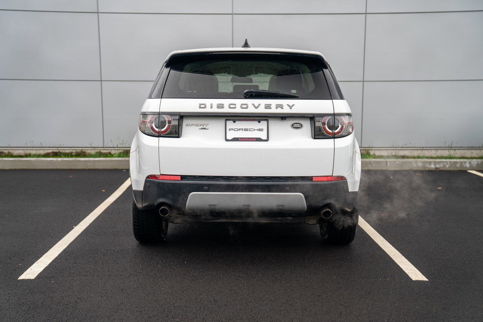 Used 2017 Land Rover Discovery Sport HSE image 7