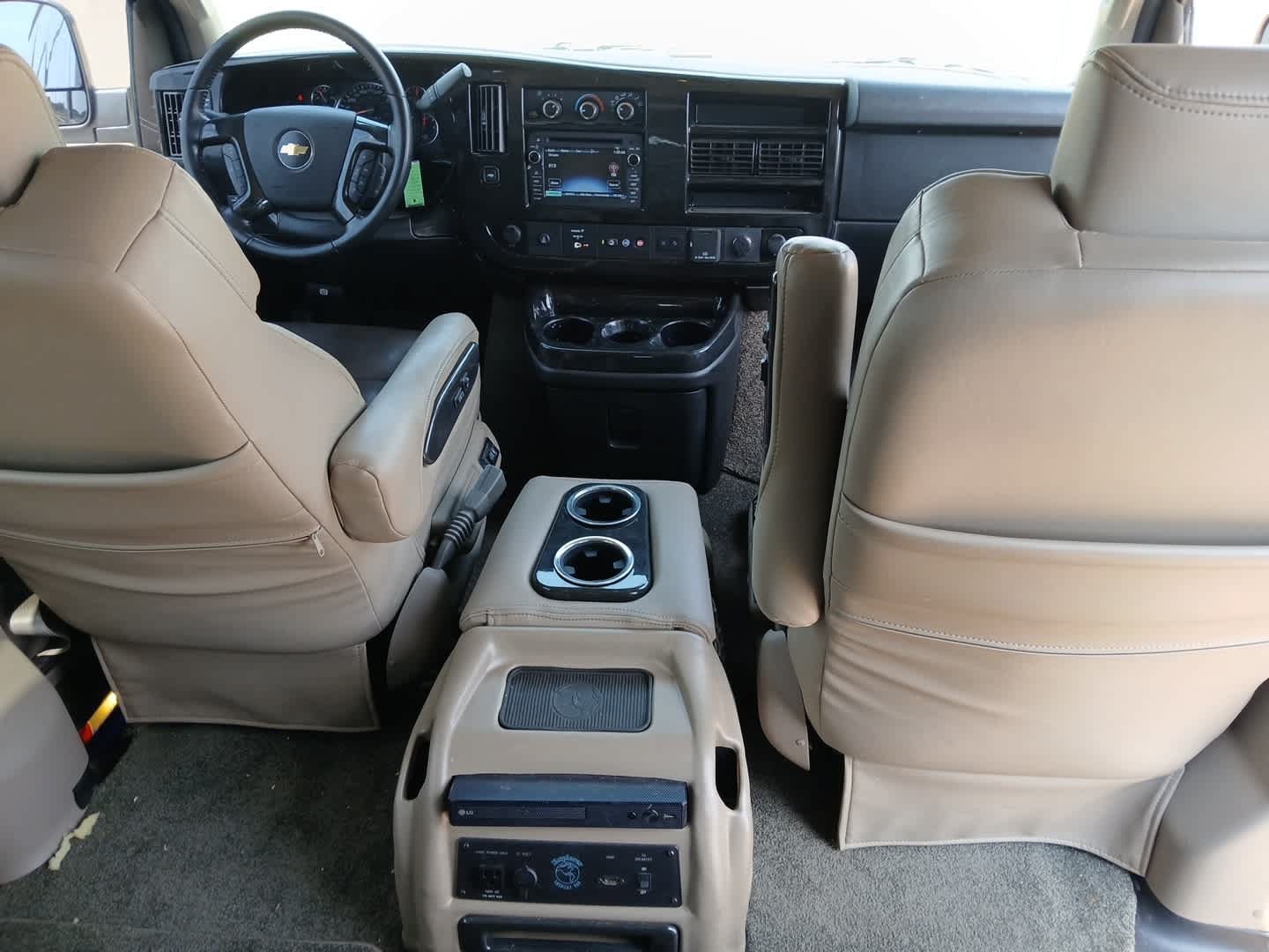 Used 2021 Chevrolet Express 2500 w/ Enhanced Convenience Package RWD image 65