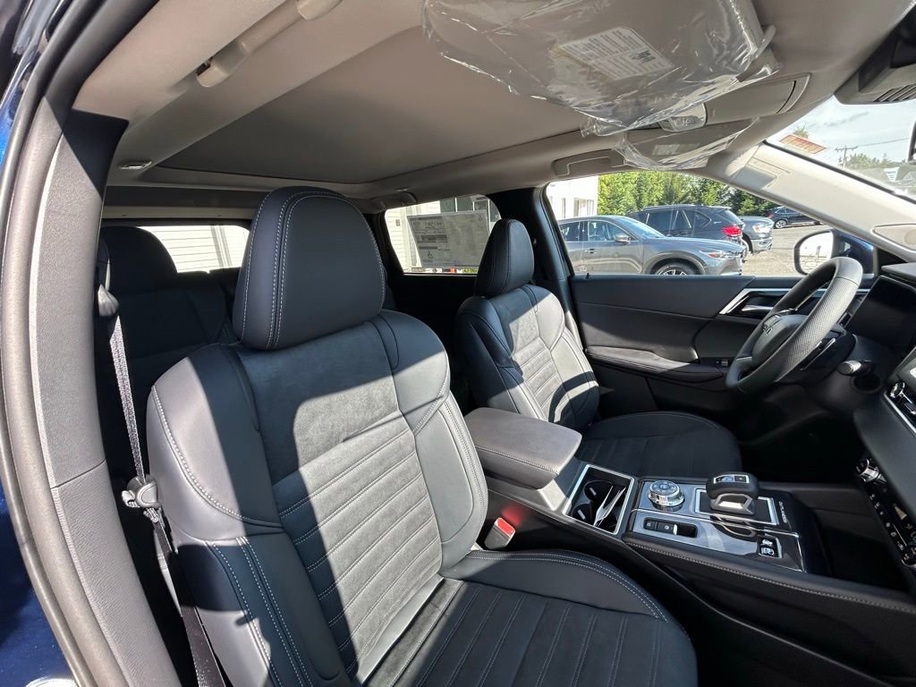 New 2025 Mitsubishi Outlander SE AWD/4WD image 26