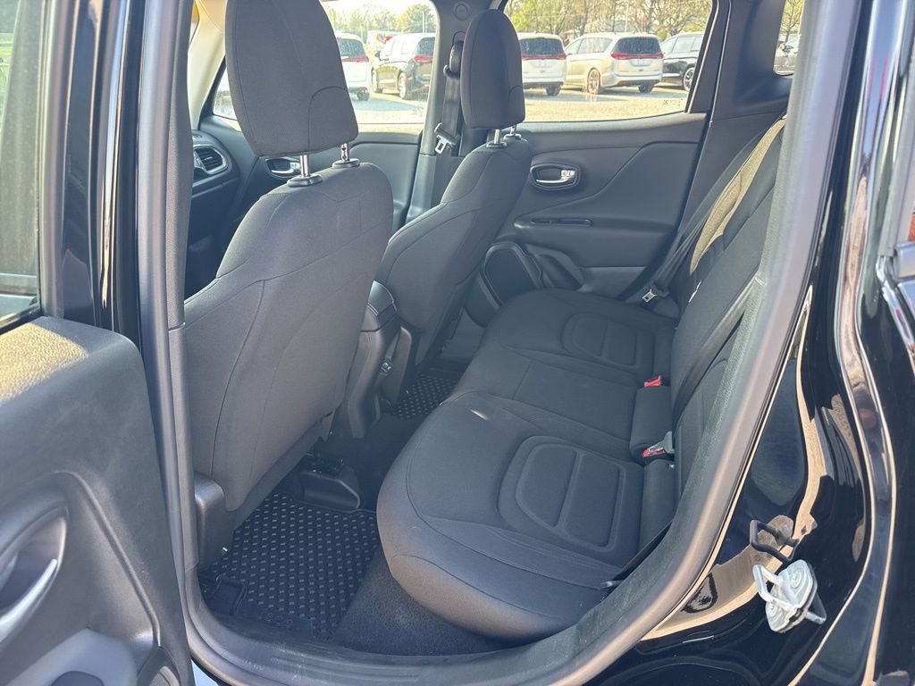 Used 2022 Jeep Renegade Latitude image 13