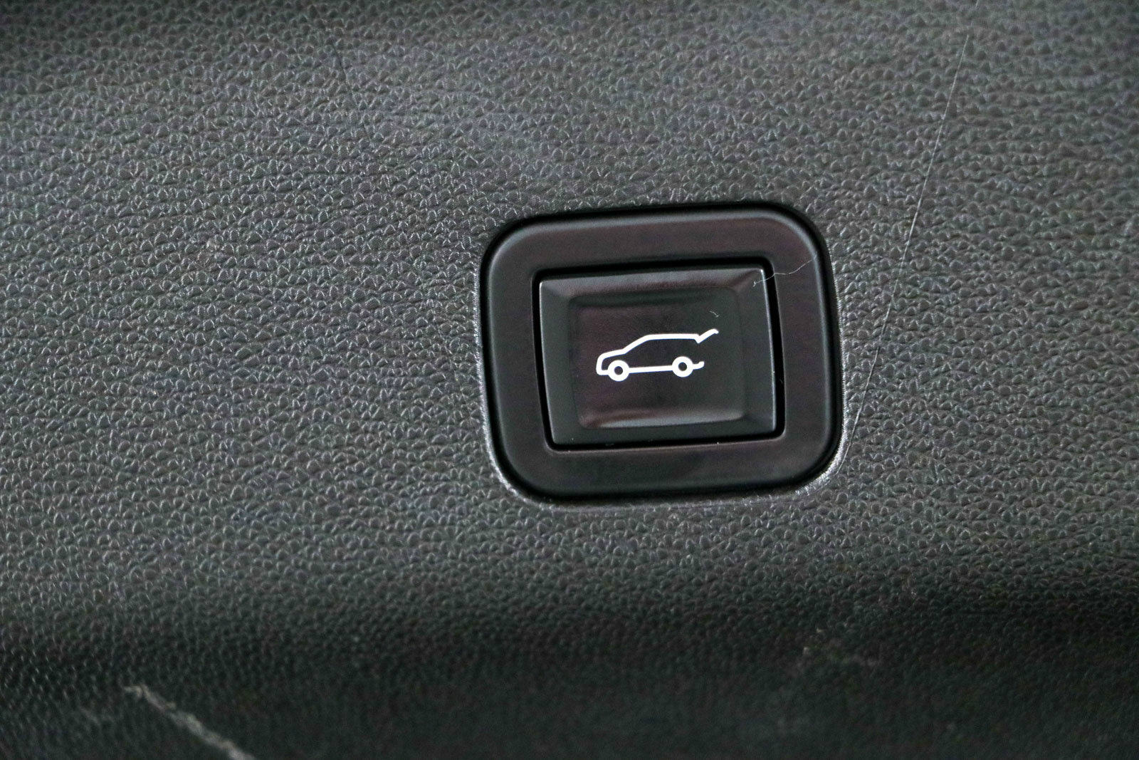 Used 2022 GMC Yukon SLT w/ SLT Premium Package AWD/4WD image 35