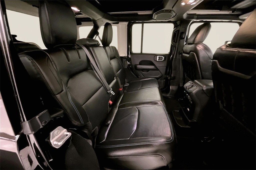 Used 2022 Jeep Wrangler Unlimited Rubicon 4xe image 21