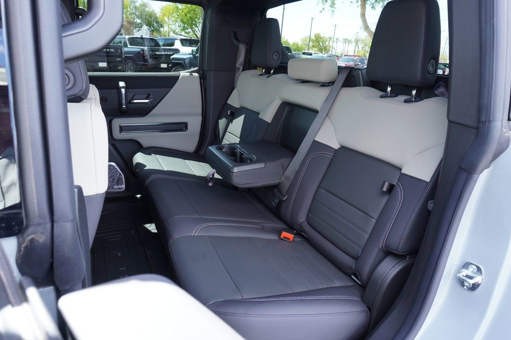 New 2026 GMC Hummer EV 4x4 Crew Cab image 9