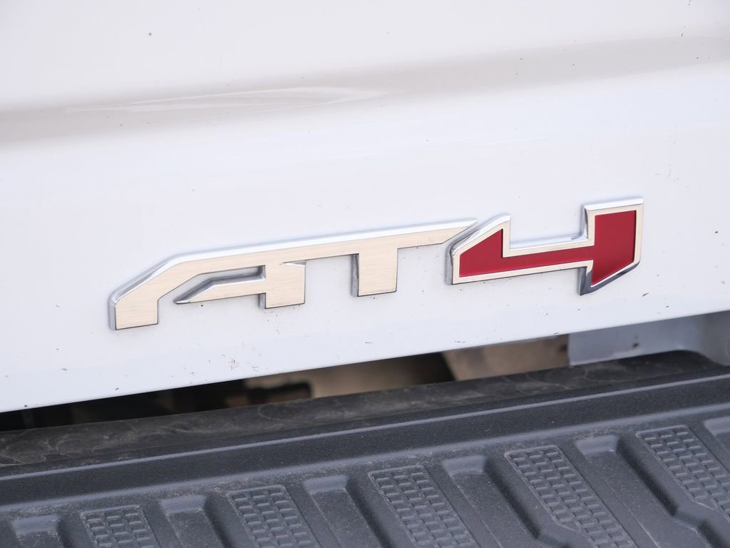 Used 2023 GMC Sierra 2500 AT4 w/ AT4 Premium Plus Package image 12