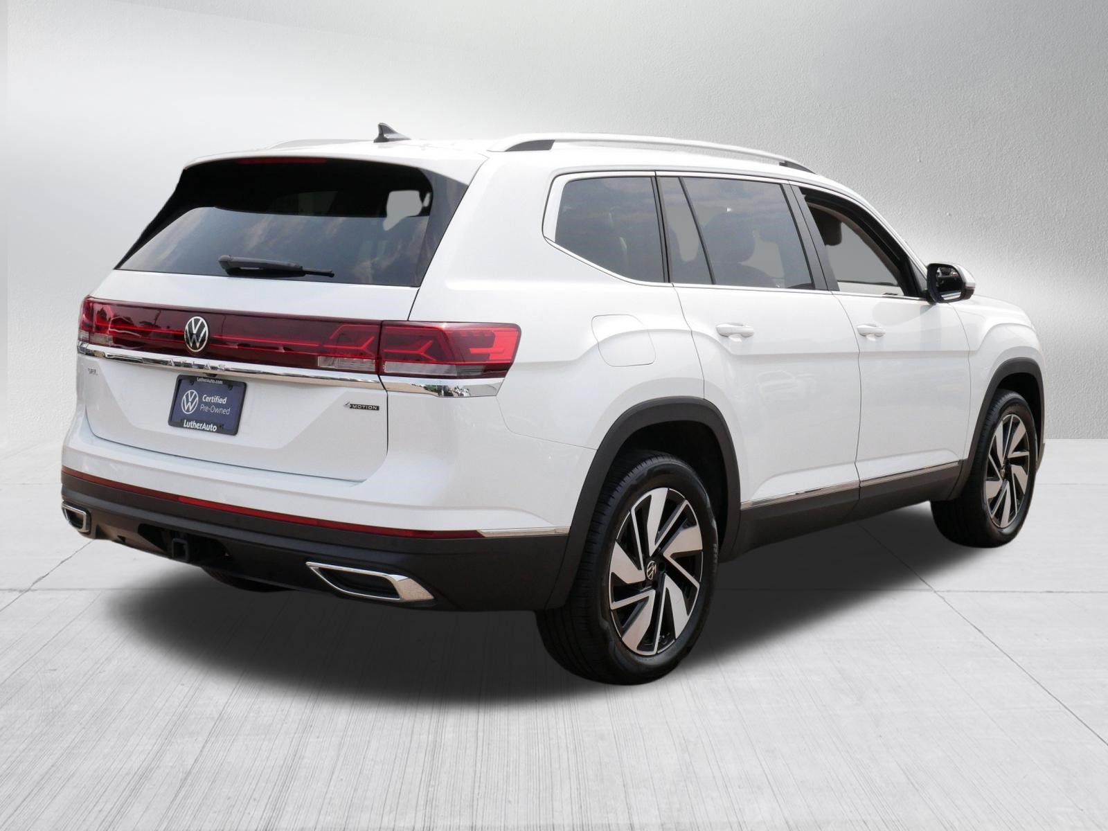 Used 2025 Volkswagen Atlas SEL AWD/4WD image 7