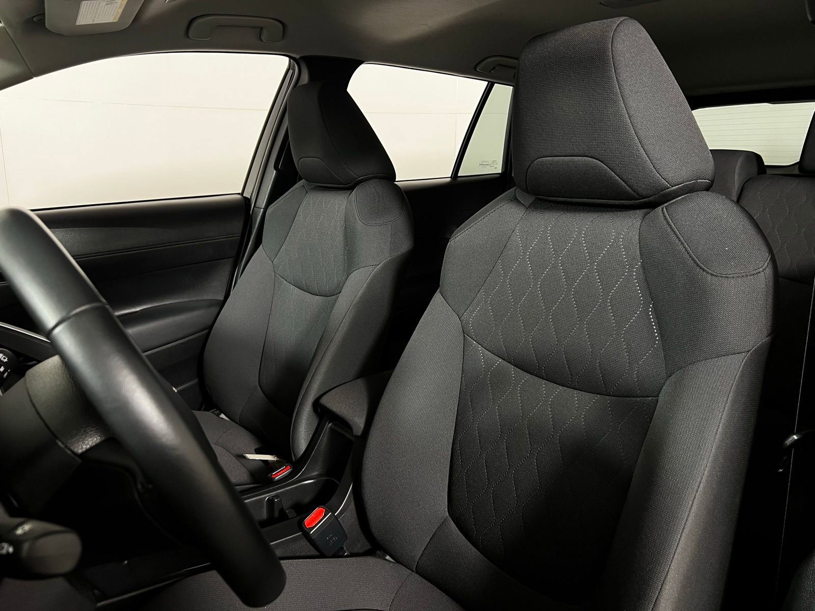 Certified 2025 Toyota Corolla Cross LE image 13