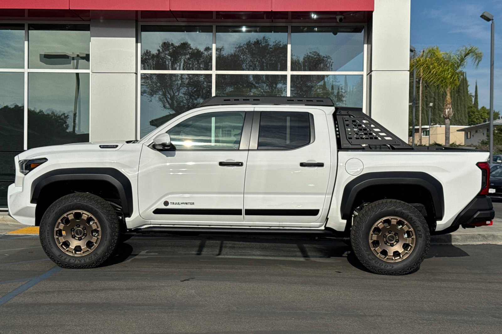 Certified 2025 Toyota Tacoma Trailhunter image 9