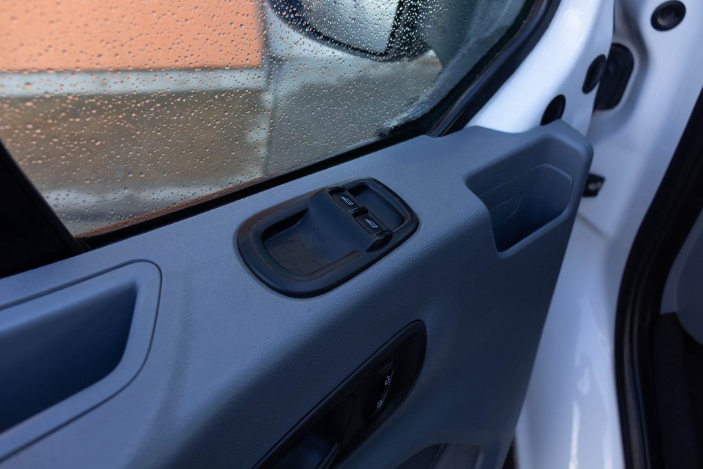 Used 2019 Ford Transit 350 XLT image 16