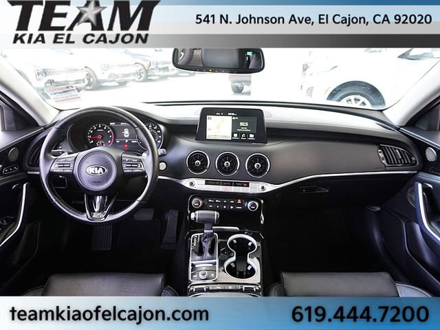 Used 2018 Kia Stinger Premium RWD image 19