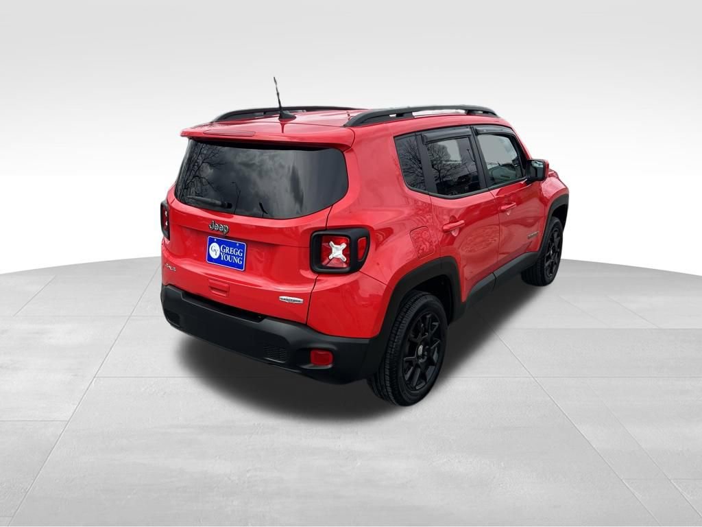Used 2019 Jeep Renegade Latitude w/ Cold Weather Group AWD/4WD image 7