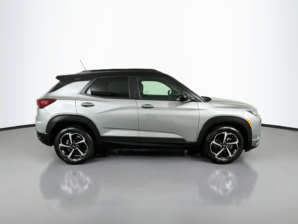 Used 2023 Chevrolet TrailBlazer RS w/ Convenience Package FWD image 4