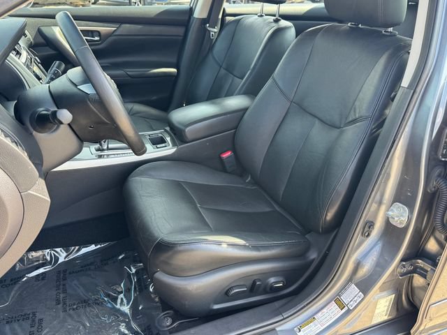 Used 2015 Nissan Altima 2.5 SL w/ Technology Package FWD image 11