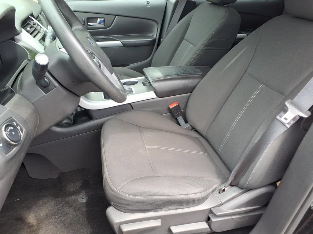Used 2014 Ford Edge SE w/ Equipment Group 101A FWD image 12