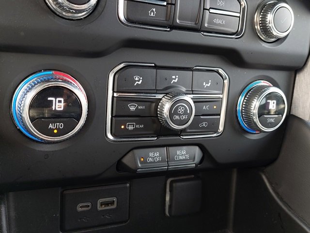 Used 2023 GMC Yukon SLE image 31