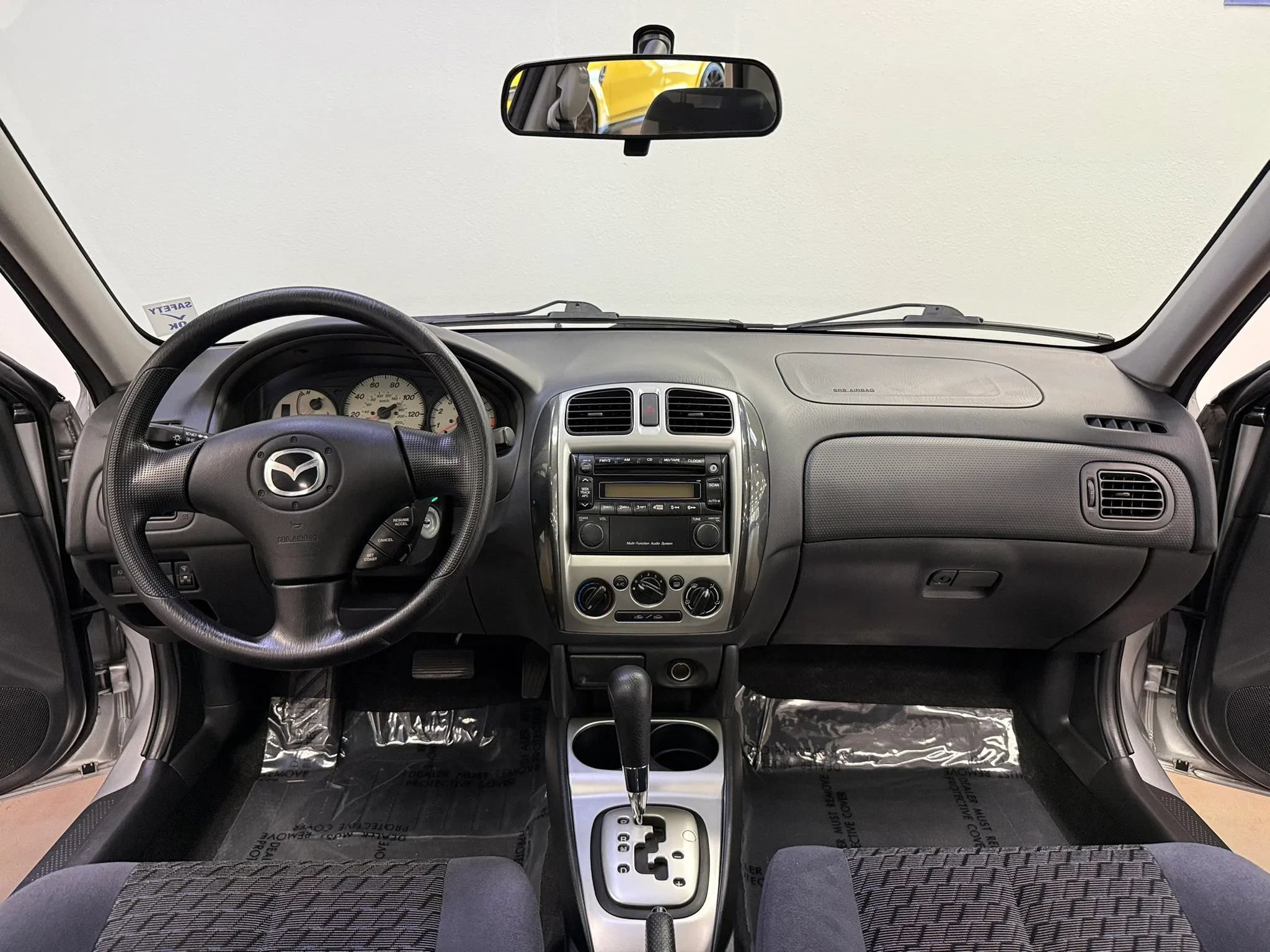 Used 2002 MAZDA Protege FWD image 8