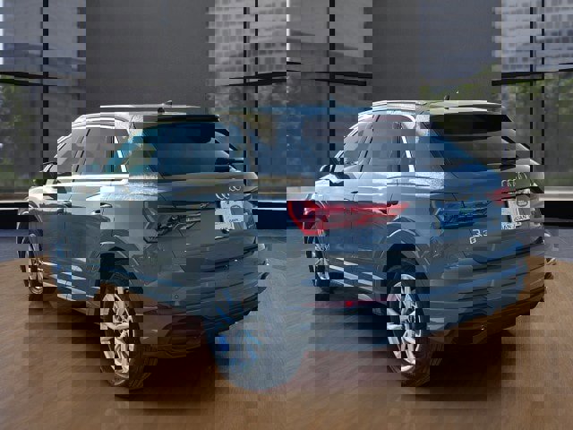 Used 2025 Audi Q3 2.0T Premium image 15