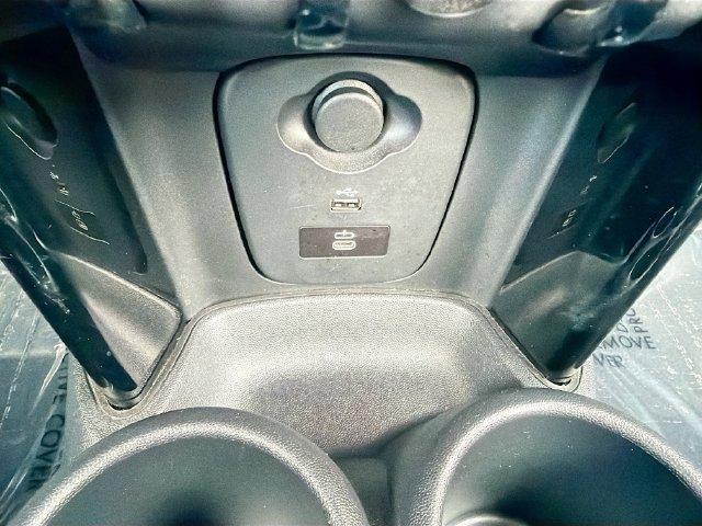 Used 2024 MINI Cooper S FWD image 29
