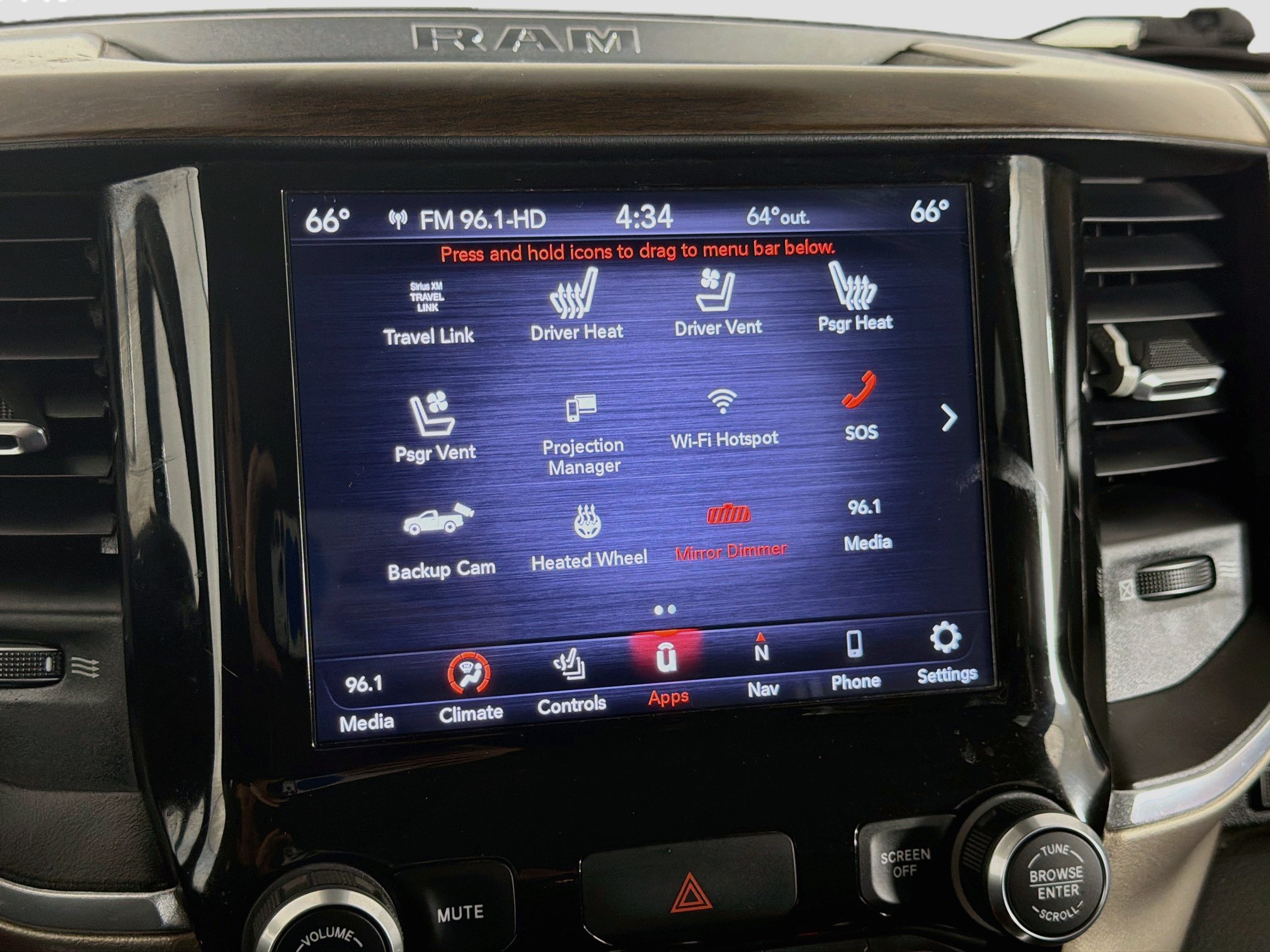 Used 2021 RAM 1500 Laramie AWD/4WD image 19