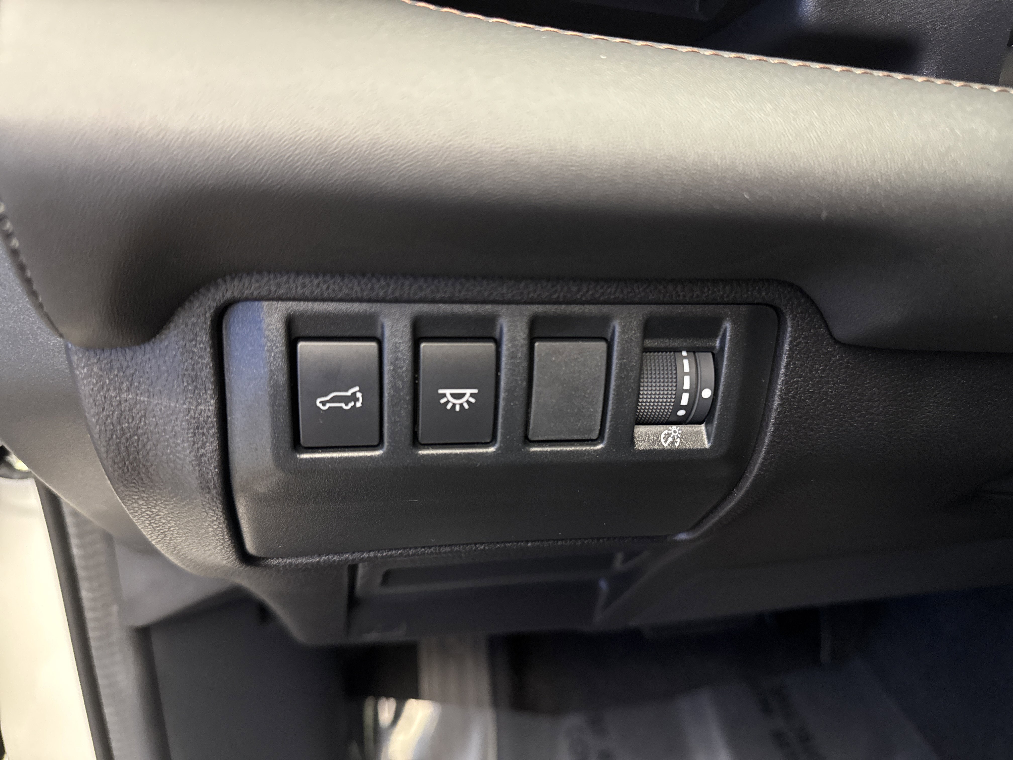 Certified 2025 Subaru Ascent Bronze Edition image 14