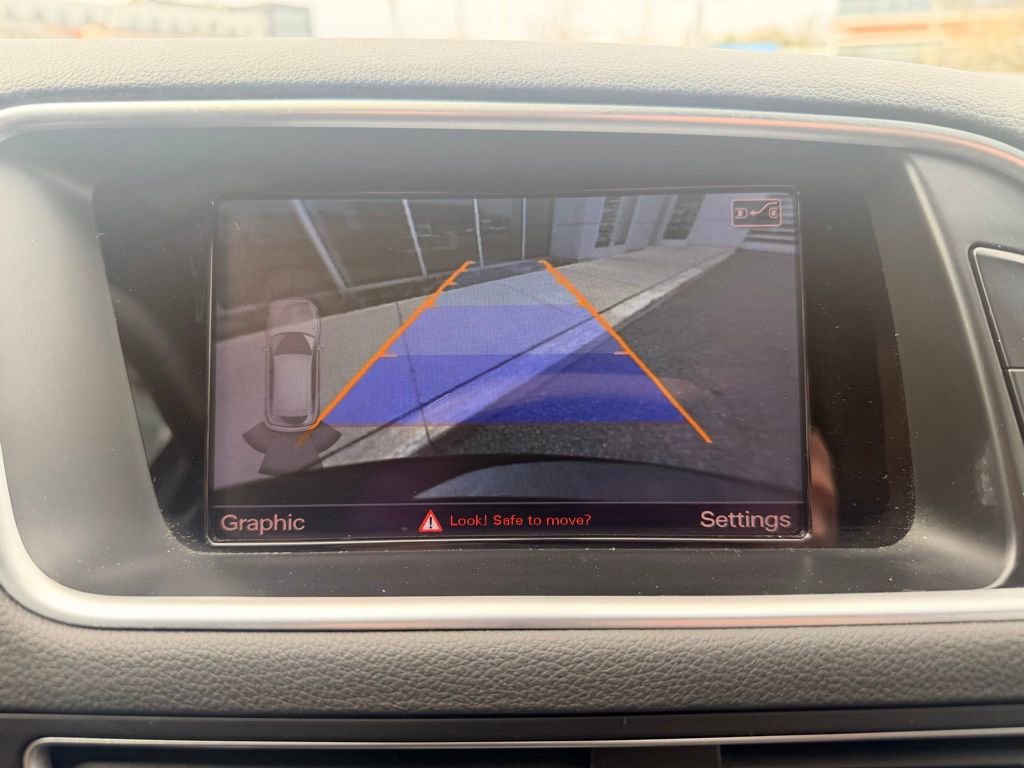 Used 2017 Audi Q5 2.0T Premium Plus w/ Technology Package image 33