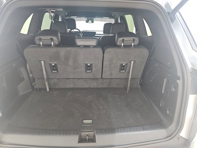 Used 2025 Buick Enclave Preferred image 7