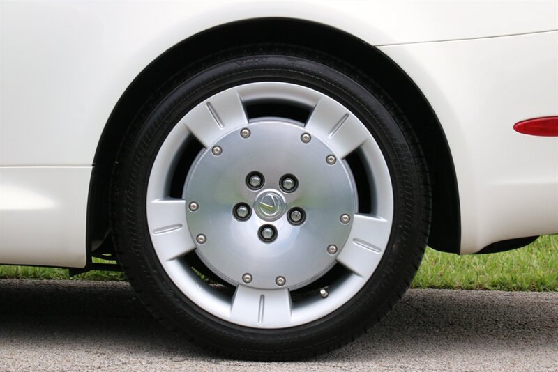 Used 2002 Lexus SC 430 Convertible RWD image 40