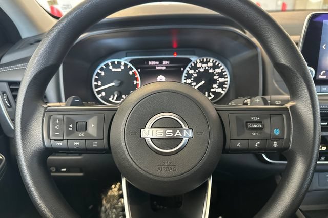 Used 2024 Nissan Rogue SV FWD image 26