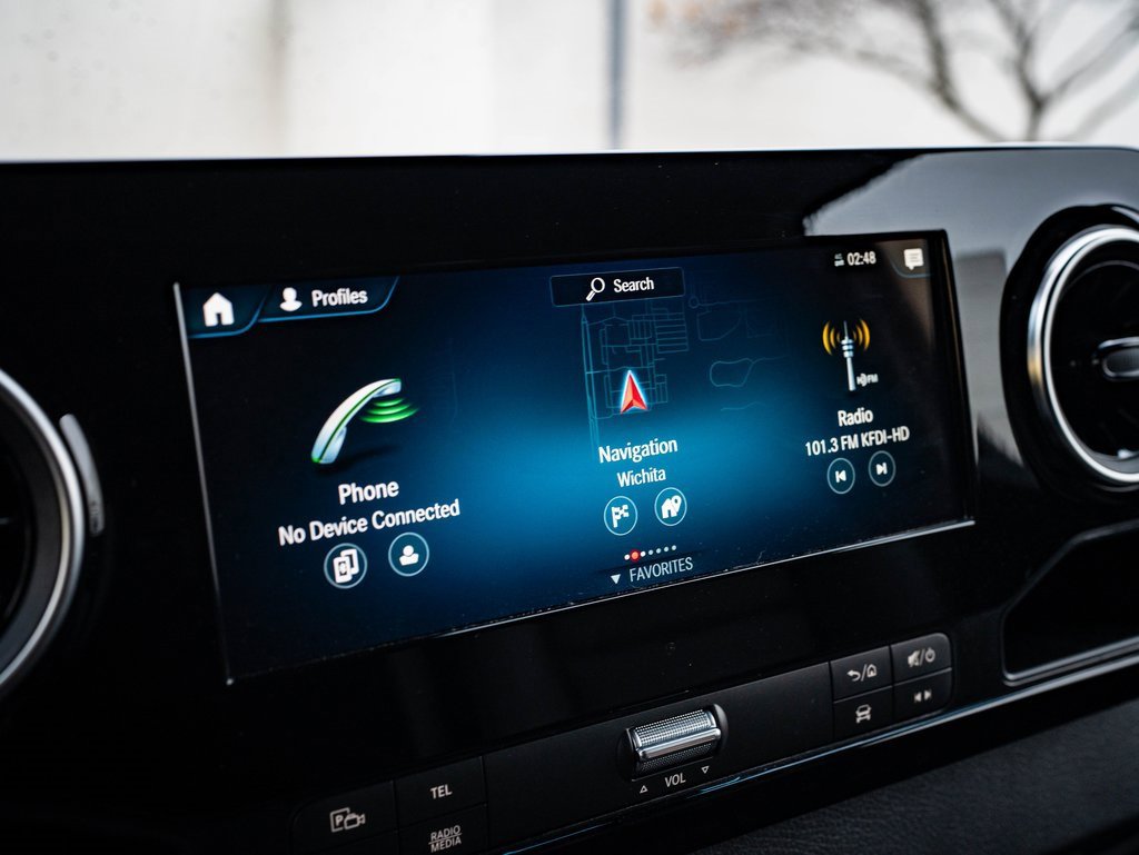 Used 2024 Mercedes-Benz Sprinter 2500 image 29